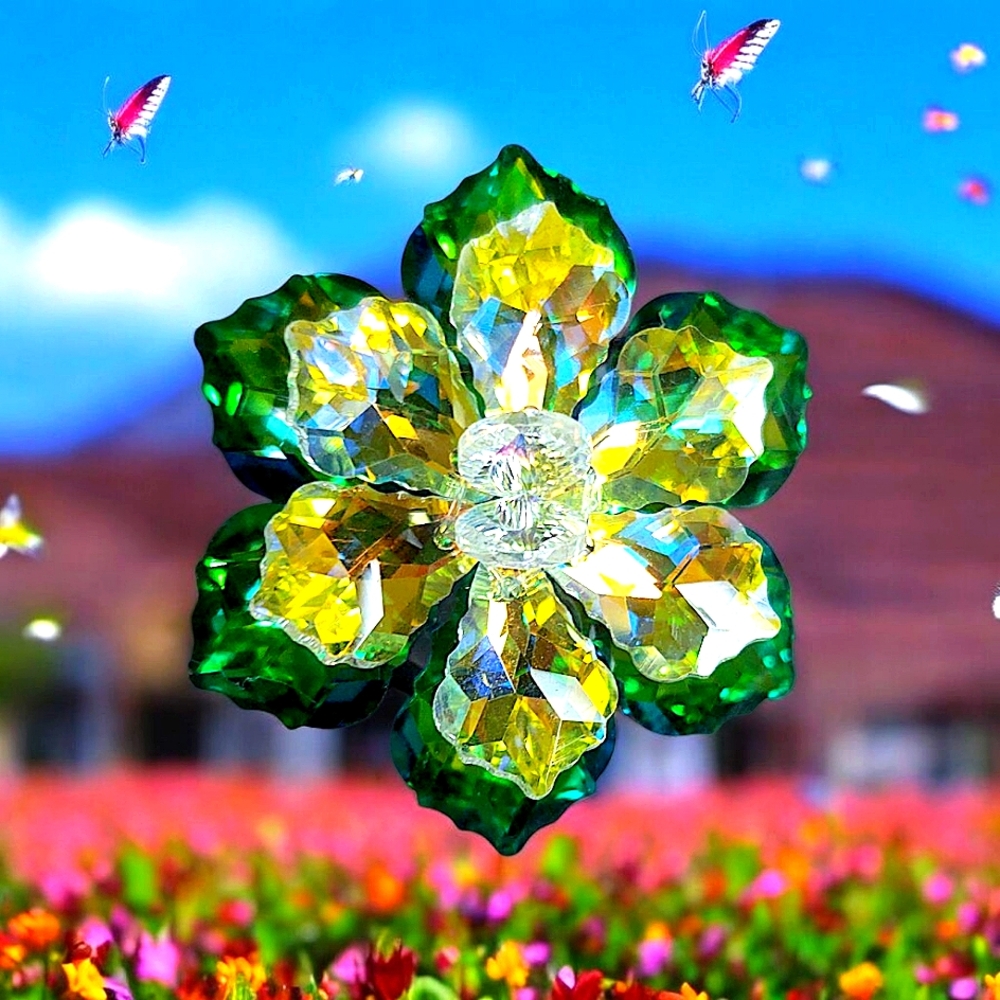 Green and Yellow Floral Crystal Brooch - Picture 1 of 2